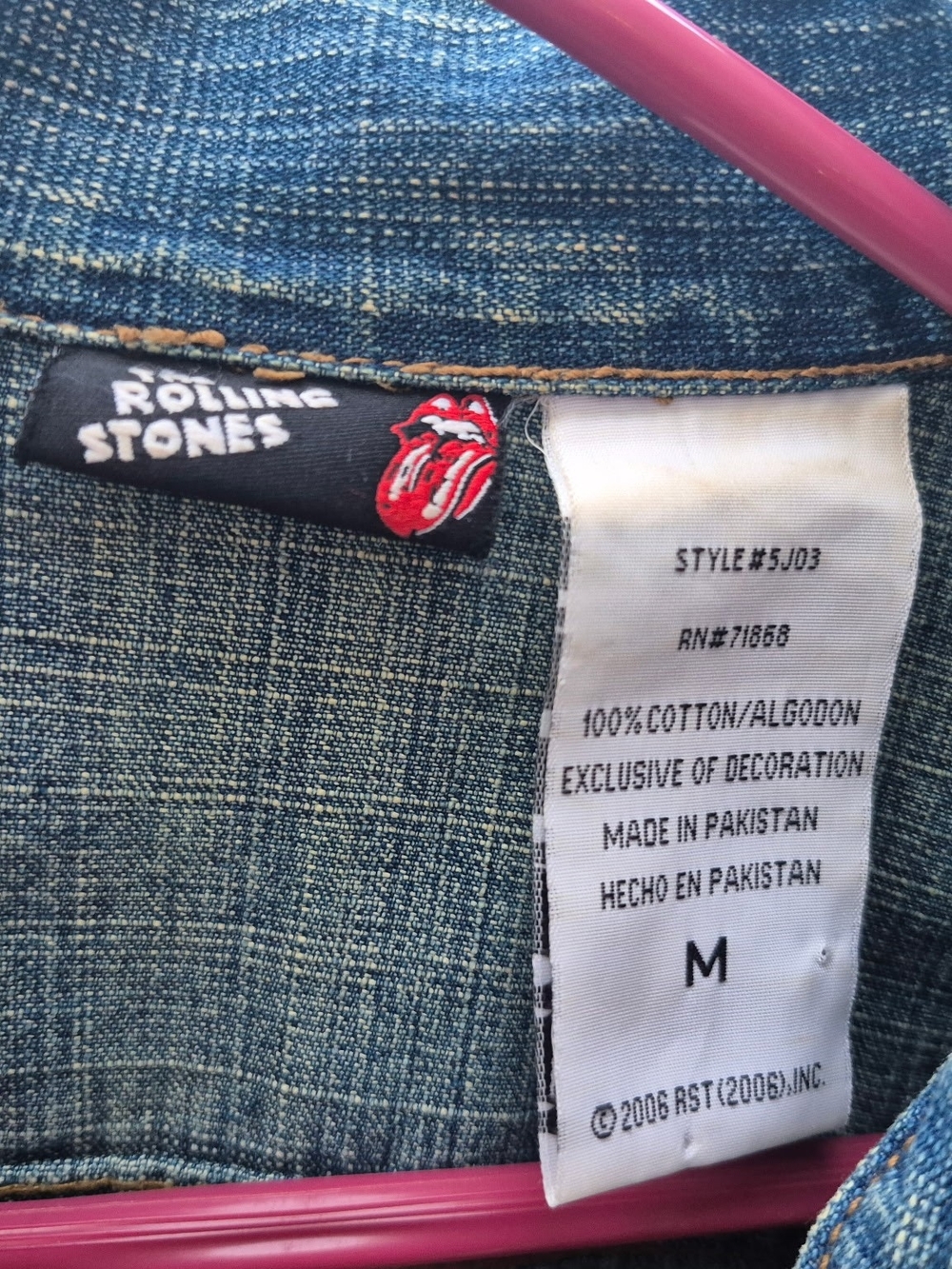 Vintage 2006 Rolling Stones Denim Jacket Size M Tongue Logo Distressed Studded - Picture 3 of 6